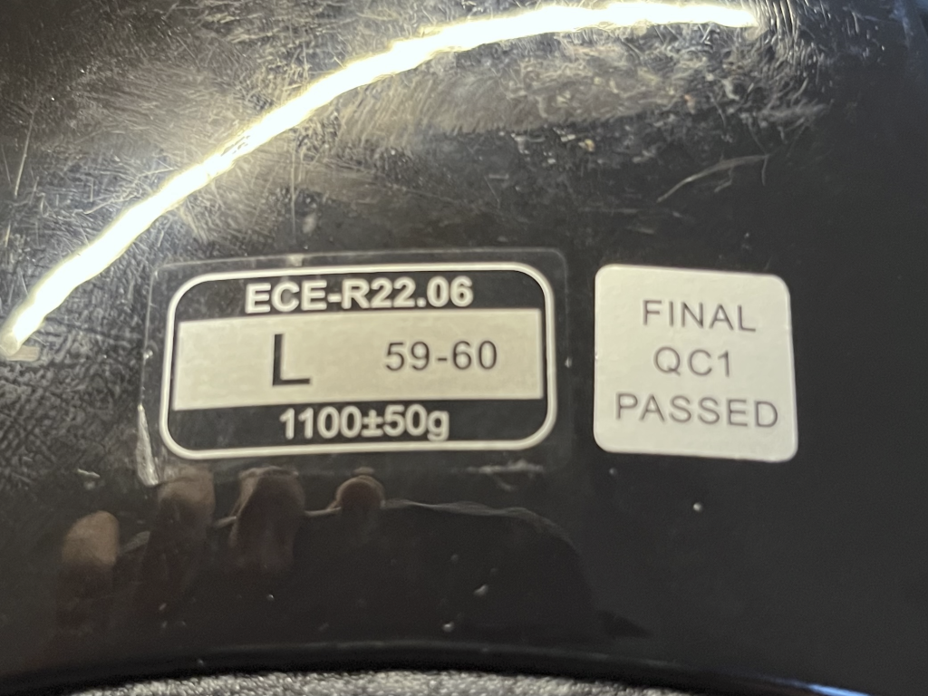 ECE 22.06 APPROVED HELMET STICKER